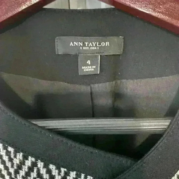 Ann Taylor black and white wool chevron print  jacket Sz 4 - Picture 6 of 15